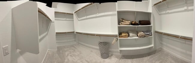 Foto del edificio - 9329 W Sells Dr