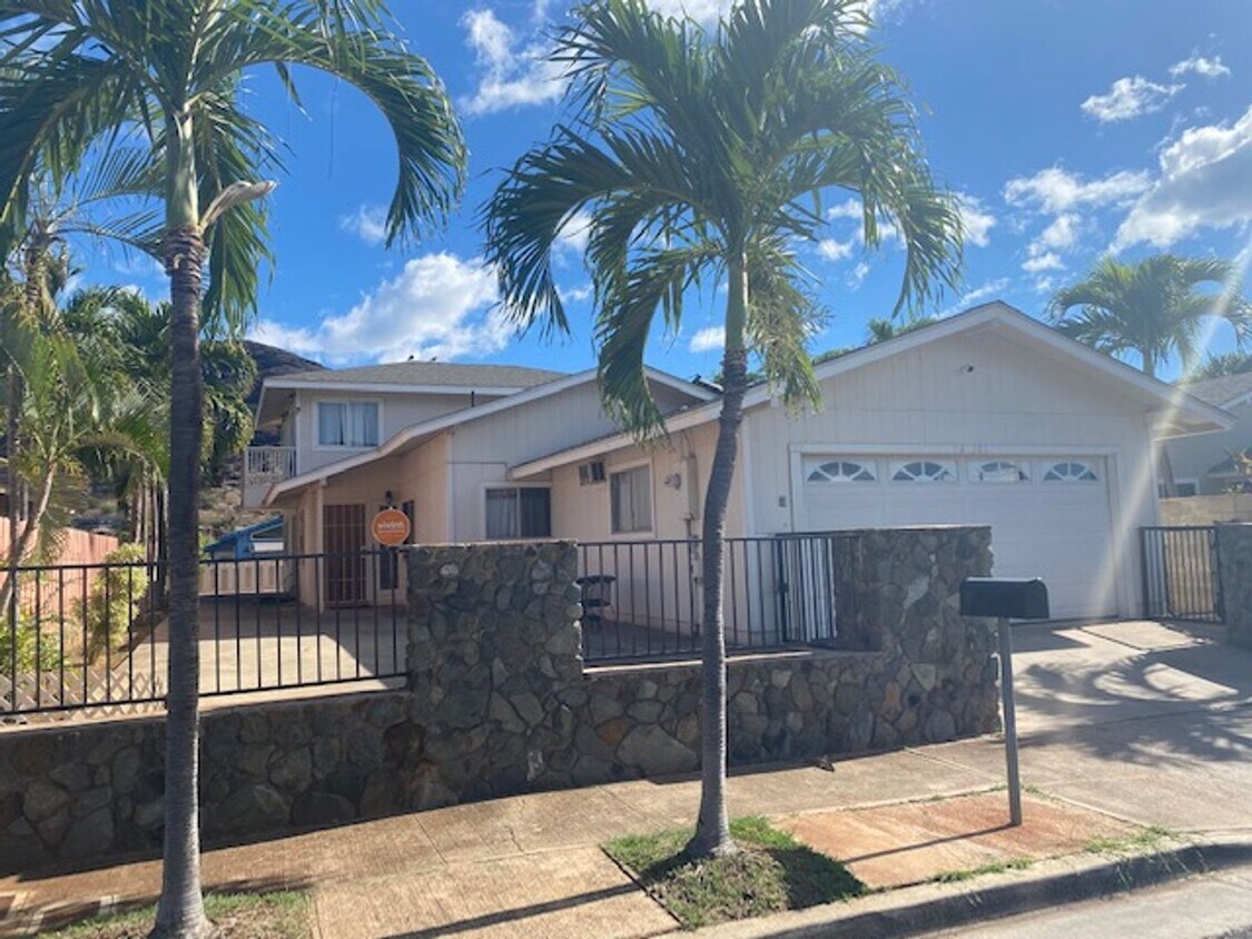 86185185 Moelima Pl, Waianae, HI 96792 House Rental in Waianae, HI