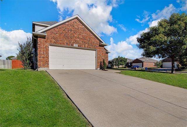 Building Photo - 828 Pebblecreek Dr