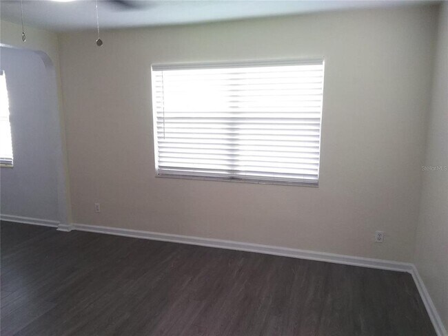 Foto del edificio - 4976 14th Ave N