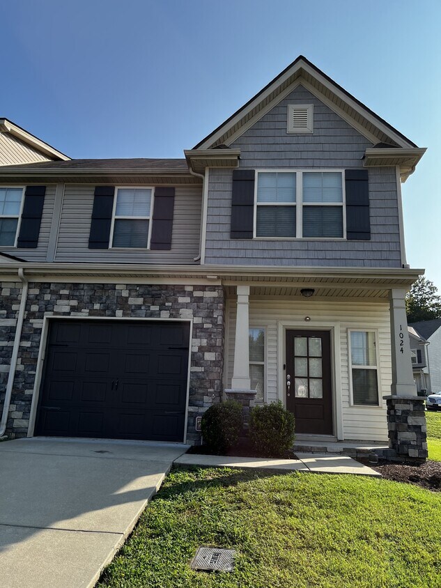 1024 Chatsworth Dr, Mt. Juliet, TN 37138 Condo for Rent in Mt. Juliet
