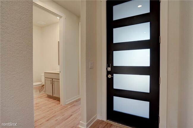 Foto del edificio - 4 br, 2 bath House - 1016 Bear Track Loop