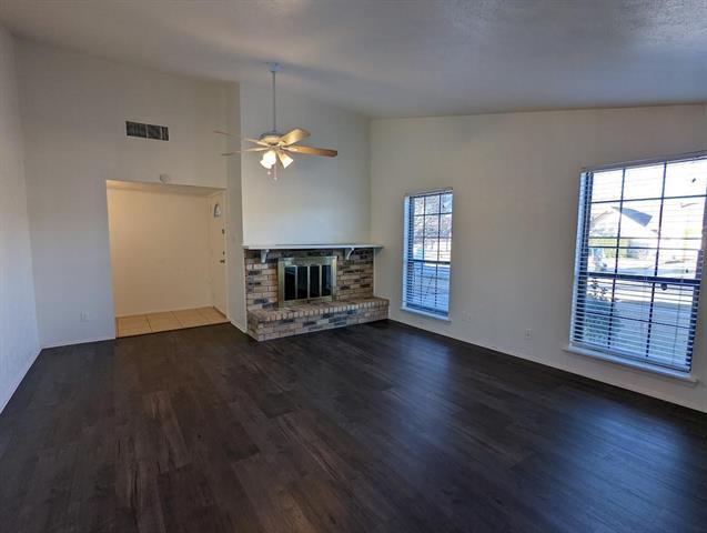 Foto del edificio - 5116 Shannon Dr