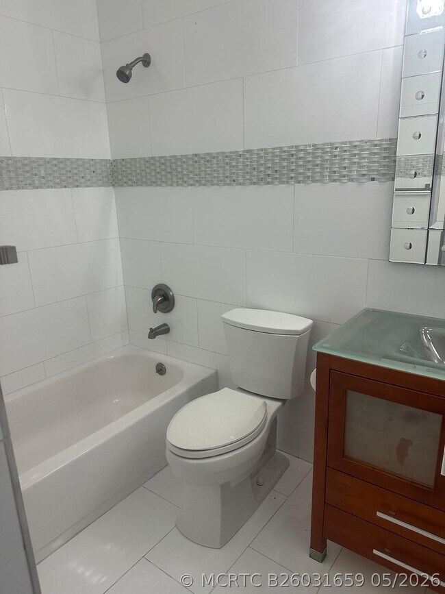 Foto del edificio - 7324 SW 162nd Ct