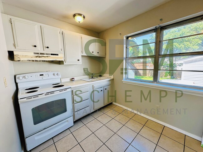 Foto del edificio - 4700 Walnut Grove Ave
