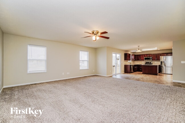Building Photo - 188 Red Oak Ct
