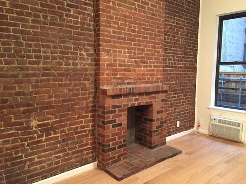Building Photo - 149 E 84th St