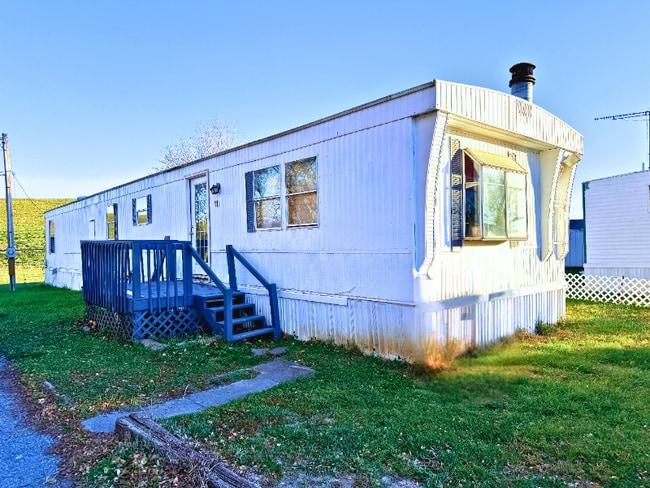 Building Photo - 110 Herman Ln