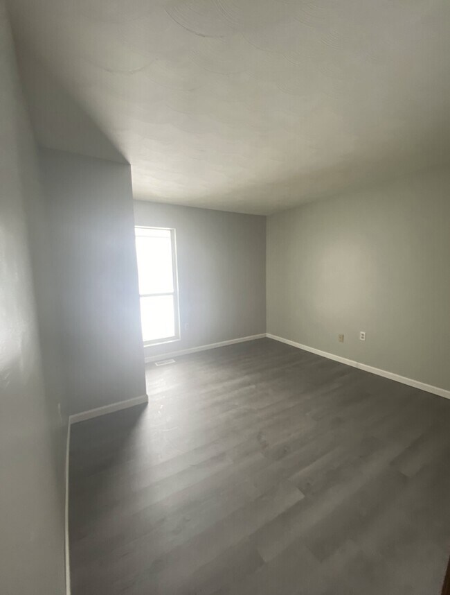 4 Clemens Ave Unit B, Jamestown, OH 45335 Condo for Rent in Jamestown