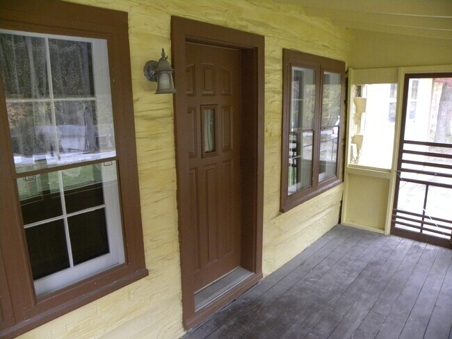 Building Photo - 169 Dogwood Ln