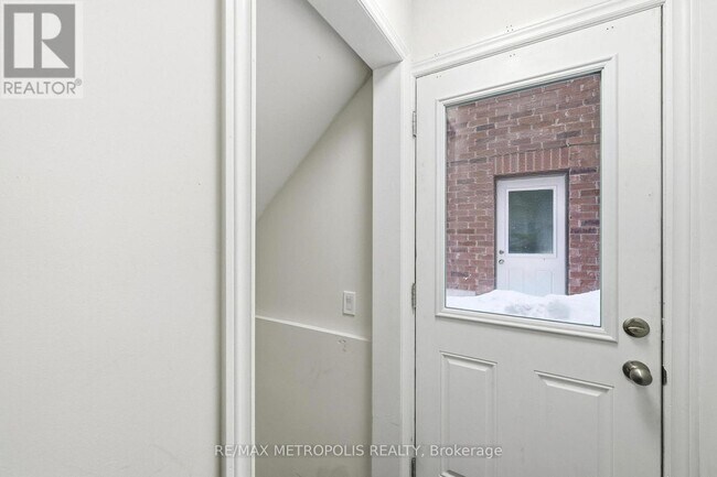 Photo du bâtiment - 3007 Sierra Dr