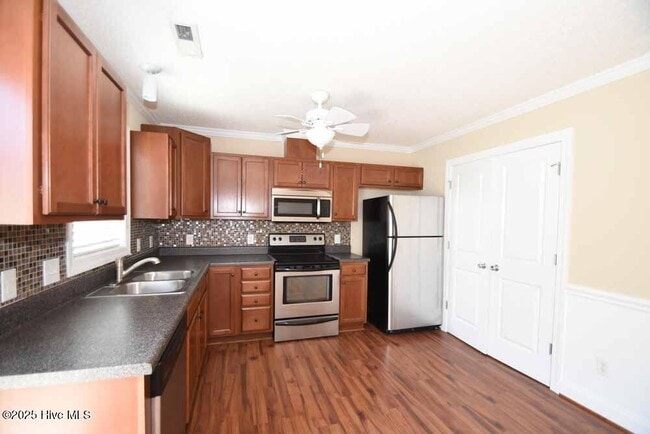 Building Photo - 108 Chandler Dr