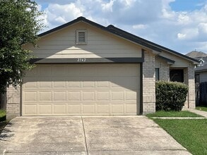 Building Photo - 2742 Perkins Pl