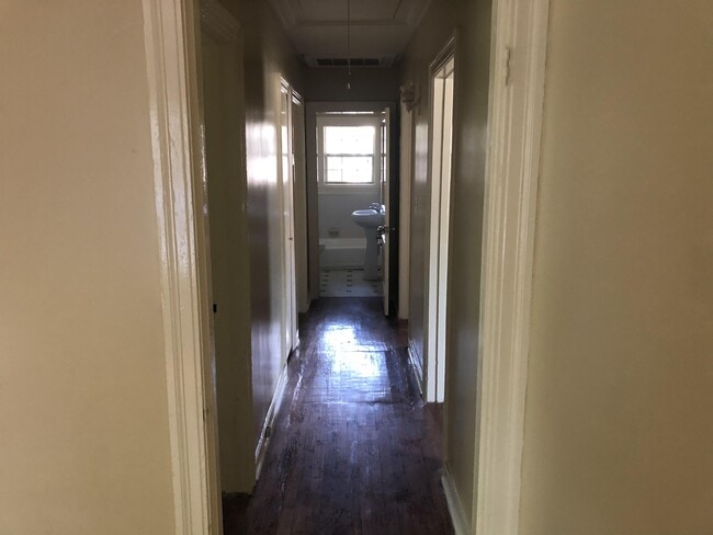 Photo - 611 Choctaw Rd House