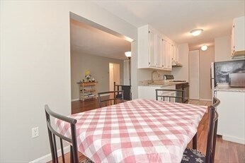 Foto del edificio - 62 Shrewsbury Green Dr