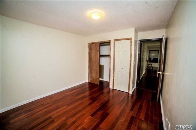 Foto del edificio - 820 Willoughby Ave