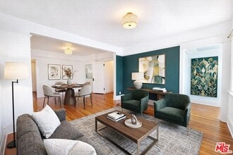 Building Photo - 1112 1/2 Echo Park Ave