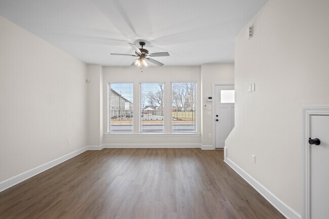 Foto del edificio - 712 N Olive St