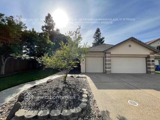 Foto del edificio - 869 Lariat Loop