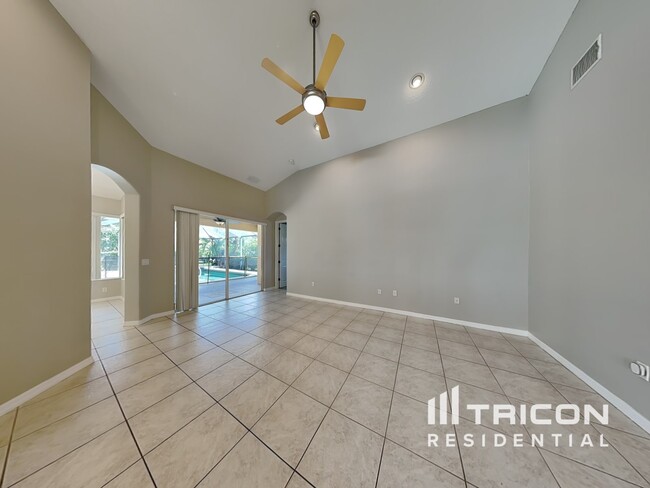 Building Photo - 6492 Rookery Cir