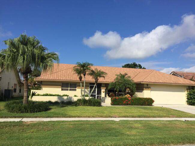 Foto del edificio - 9775 Sun Pointe Dr