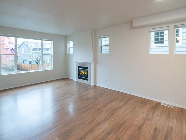 Foto del edificio - 3Bd/2.25Ba Woodinville Townhouse