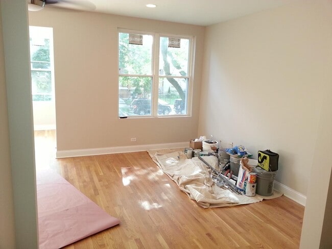 Foto del edificio - 5010 N Troy St