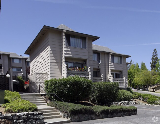 Persimmon Terrace Apartments Rentals Auburn, CA