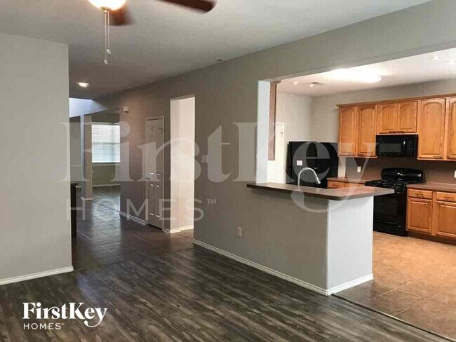 Building Photo - 1017 Nighthawk Rd