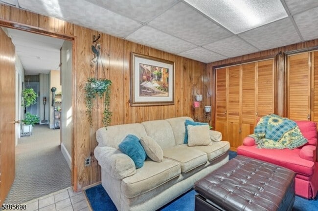 Foto del edificio - 512 McBride Ave