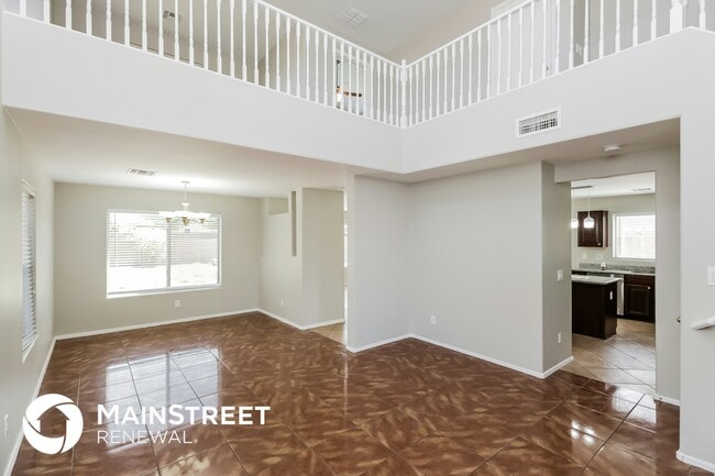 Building Photo - 7019 S 43rd Dr