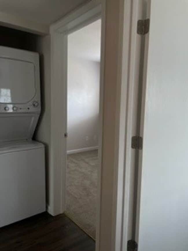 Interior Photo - Stadium View Apartments