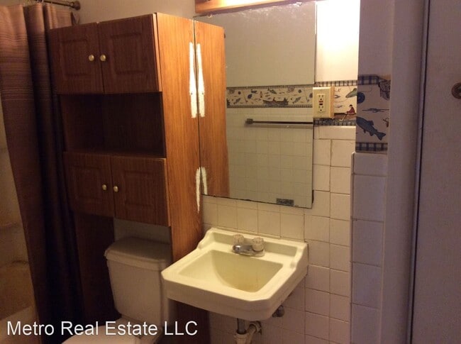 Building Photo - 3 br, 2 bath House - 2024 W Dupont Rd