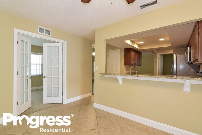 Foto del edificio - 4404 Sawgrass Blvd