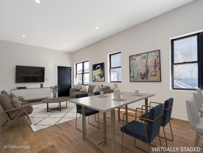 Foto del edificio - 846 N Ashland Ave