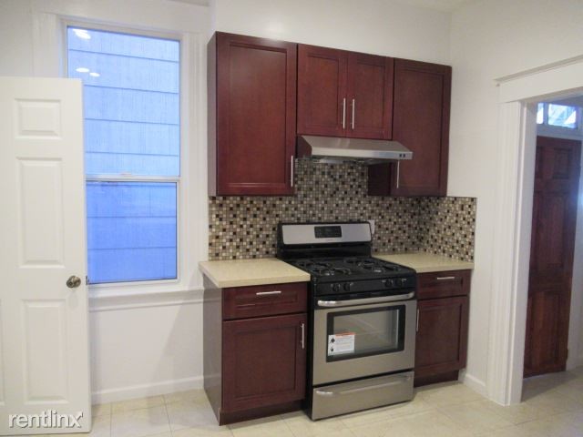 Building Photo - 1 br, 1 bath Apartment - 370 Green Street