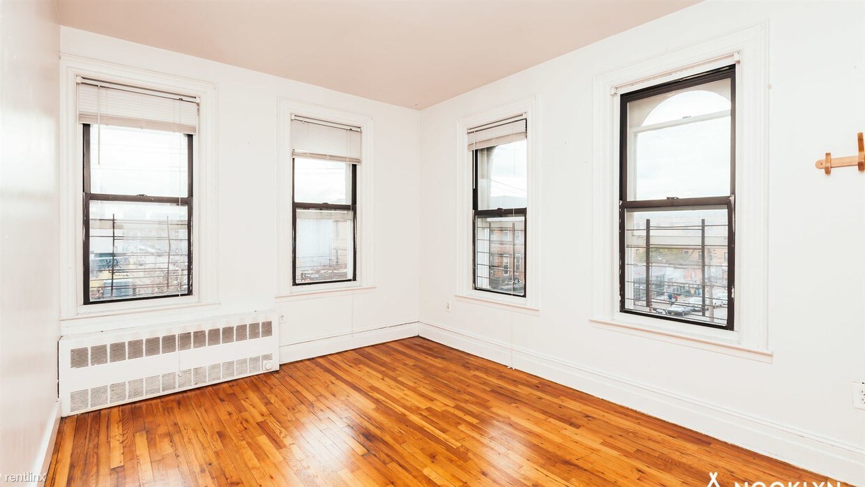 Primary Photo - 63 Wyckoff Ave