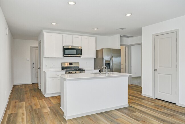 Building Photo - 1025 Bluegill Ln