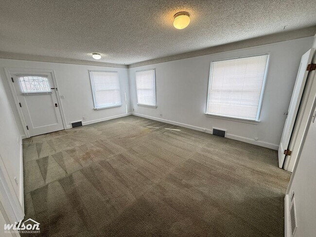 Foto del edificio - 1522 Browne Ave