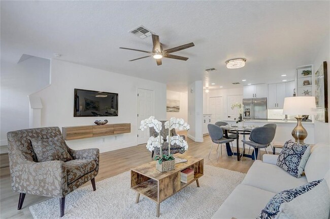 Foto del edificio - 12818 Lexington Summit St