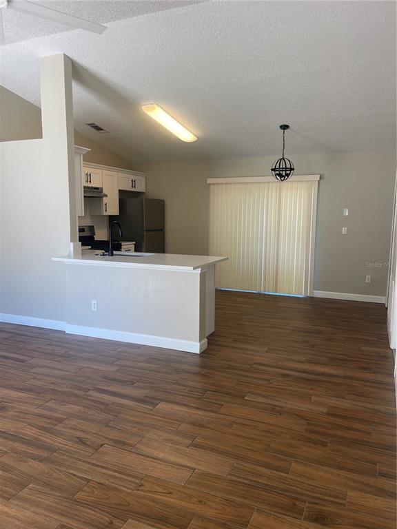 Building Photo - 18 Starling Dr