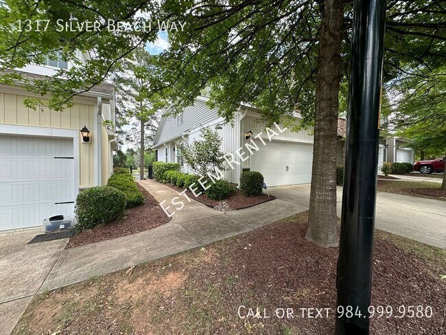 Building Photo - 1317 Silver Beach Way