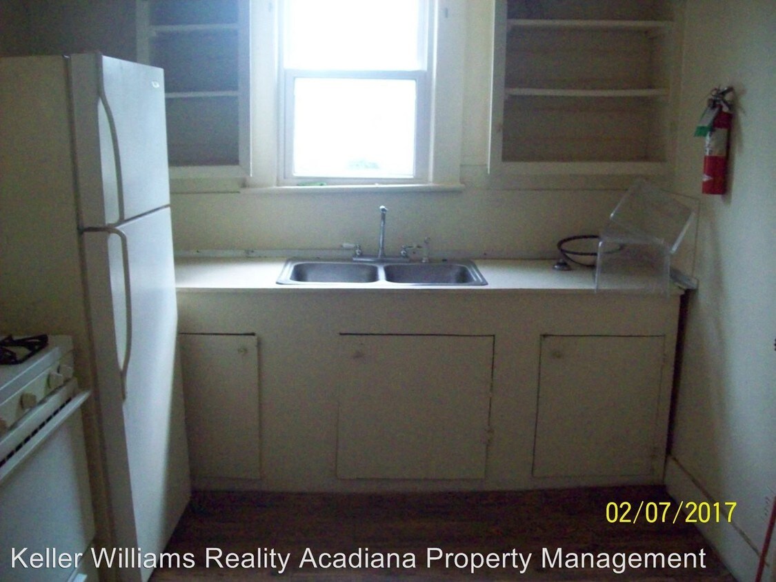 Foto principal - 207 E 9th St