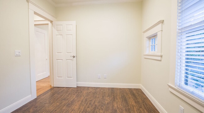 Building Photo - 1449 Page St