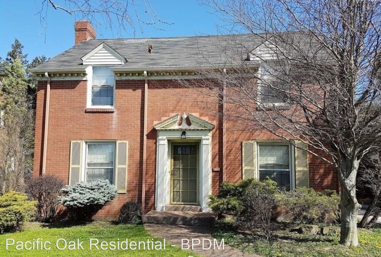 3 br, 1 bath House 478 West Midlothian Blvd House Rental in