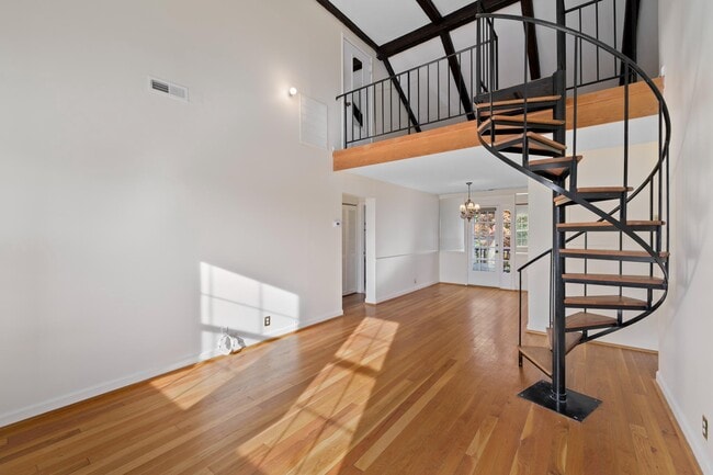 Building Photo - 4821 31st St S