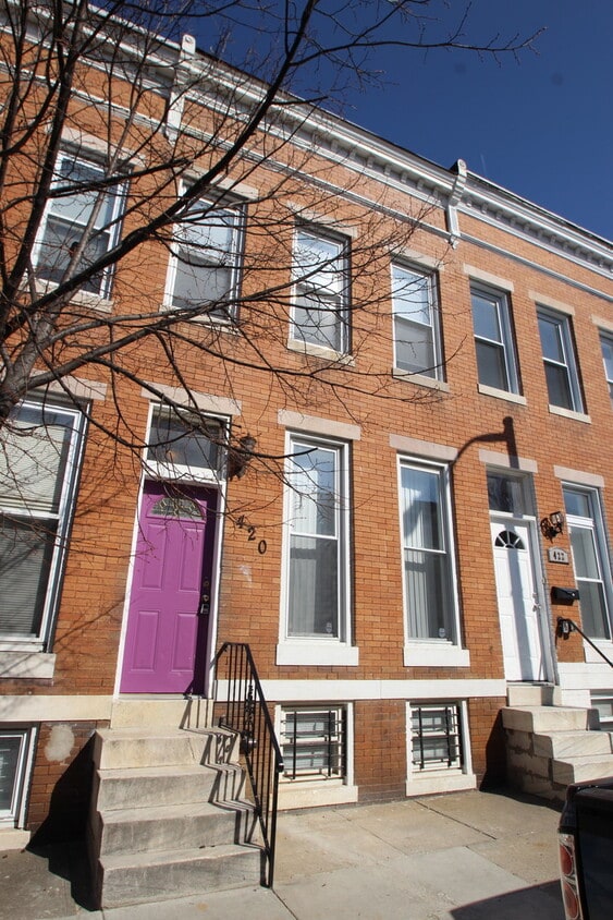 Updated & Lovely Harwood 3bd/1ba rowhome w... - Updated & Lovely Harwood 3bd/1ba rowhome w...
