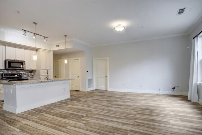 Building Photo - 300 St Joseph Pkwy