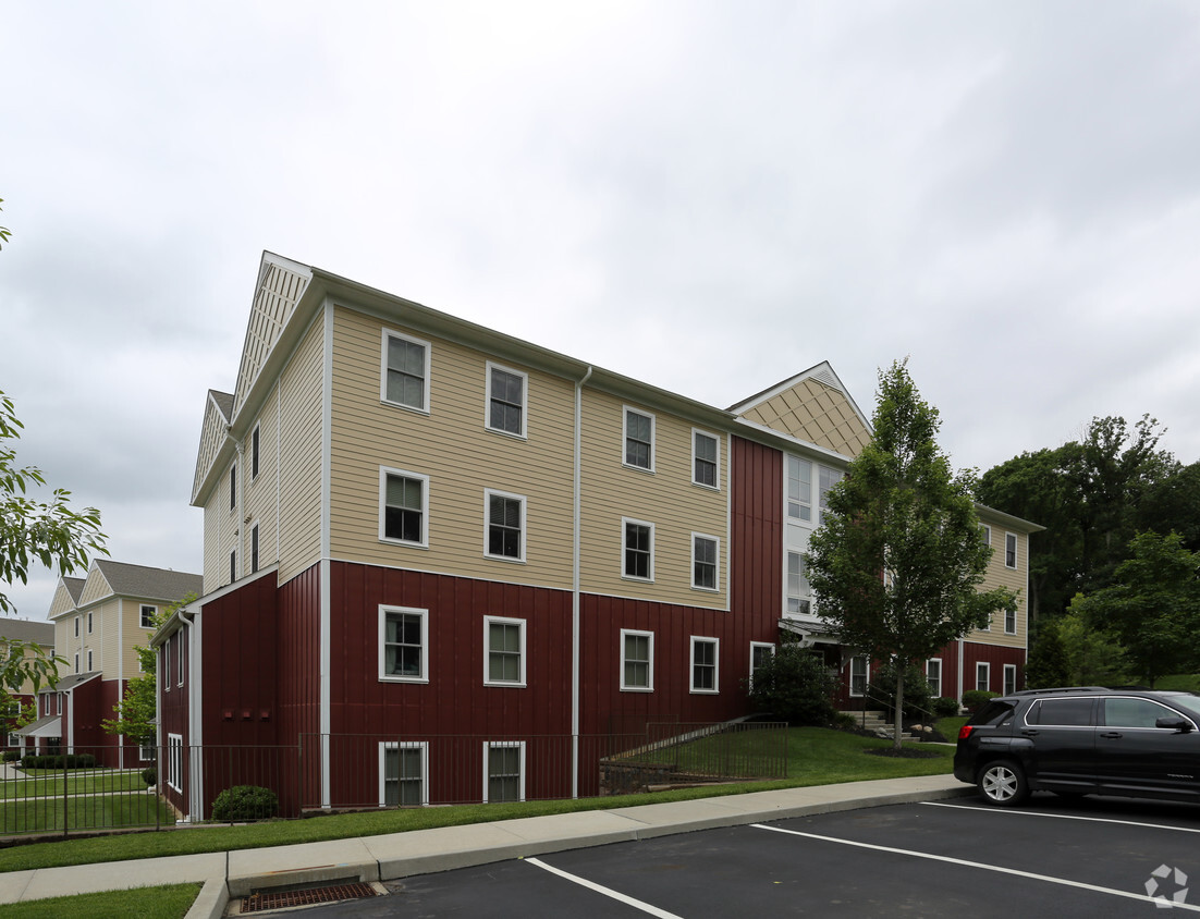 Foto principal - East Village Apartments
