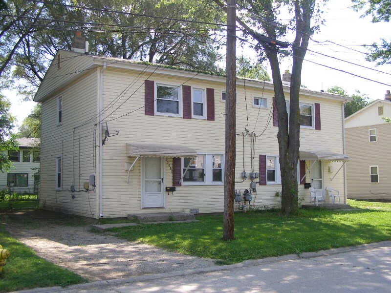 Primary Photo - 32260 Hillsdale Ct